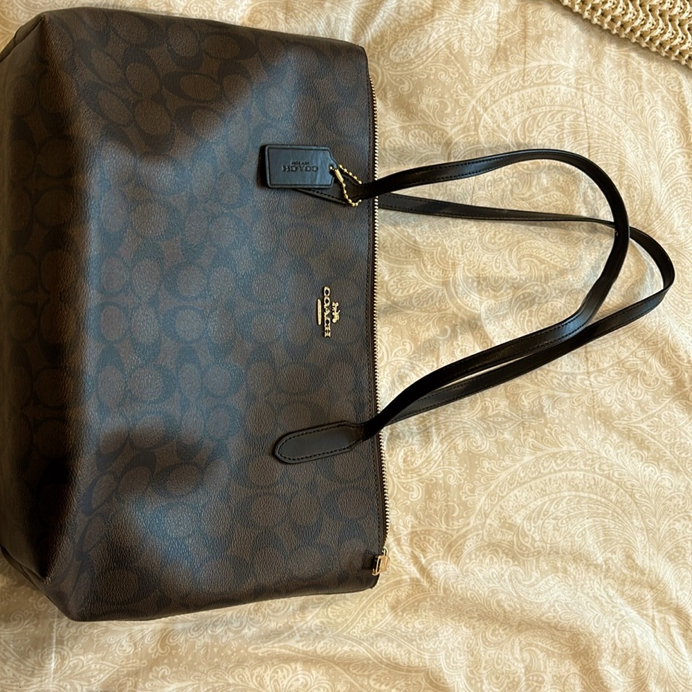 Coach hand bag